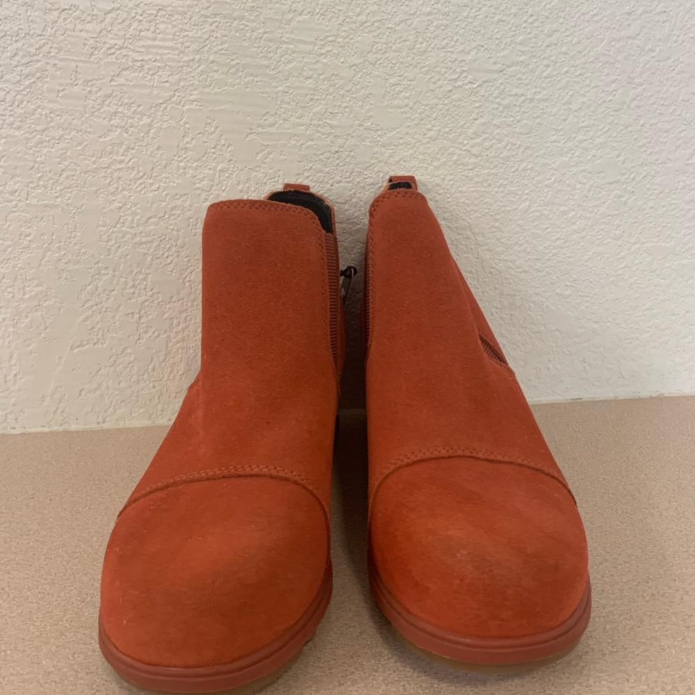 Sorel Orange Ankle Booties with Suede Texture - Picture 5 of 13